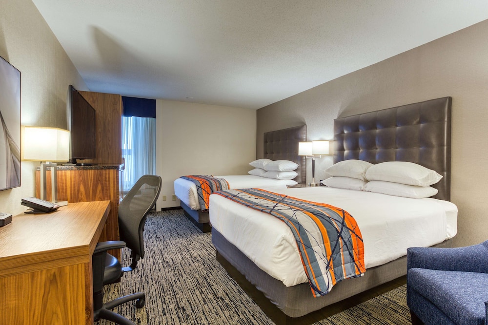 Drury Inn and Suites St Louis Collinsville 6/39