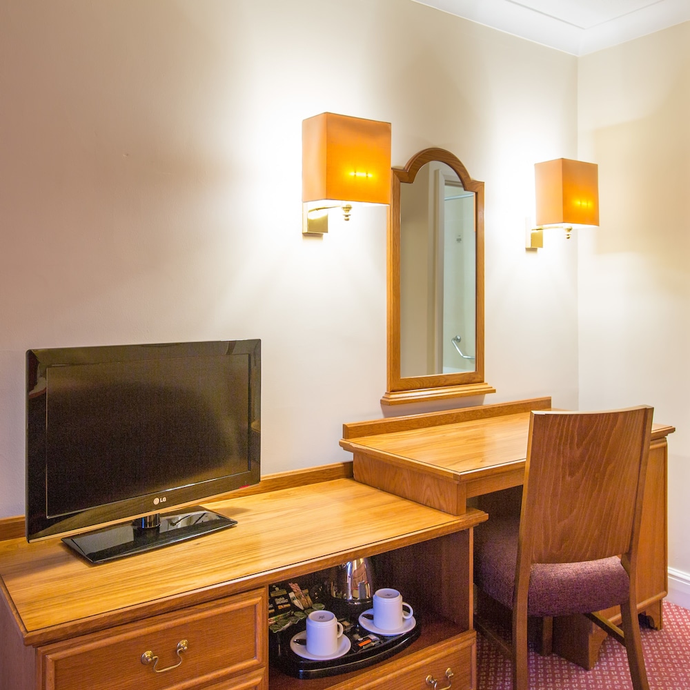 Bridgewood Manor 56/64