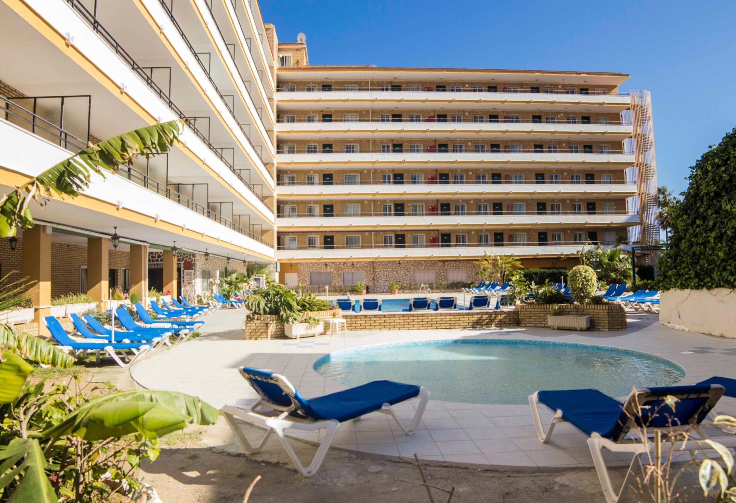 Buensol Apartments 24/36