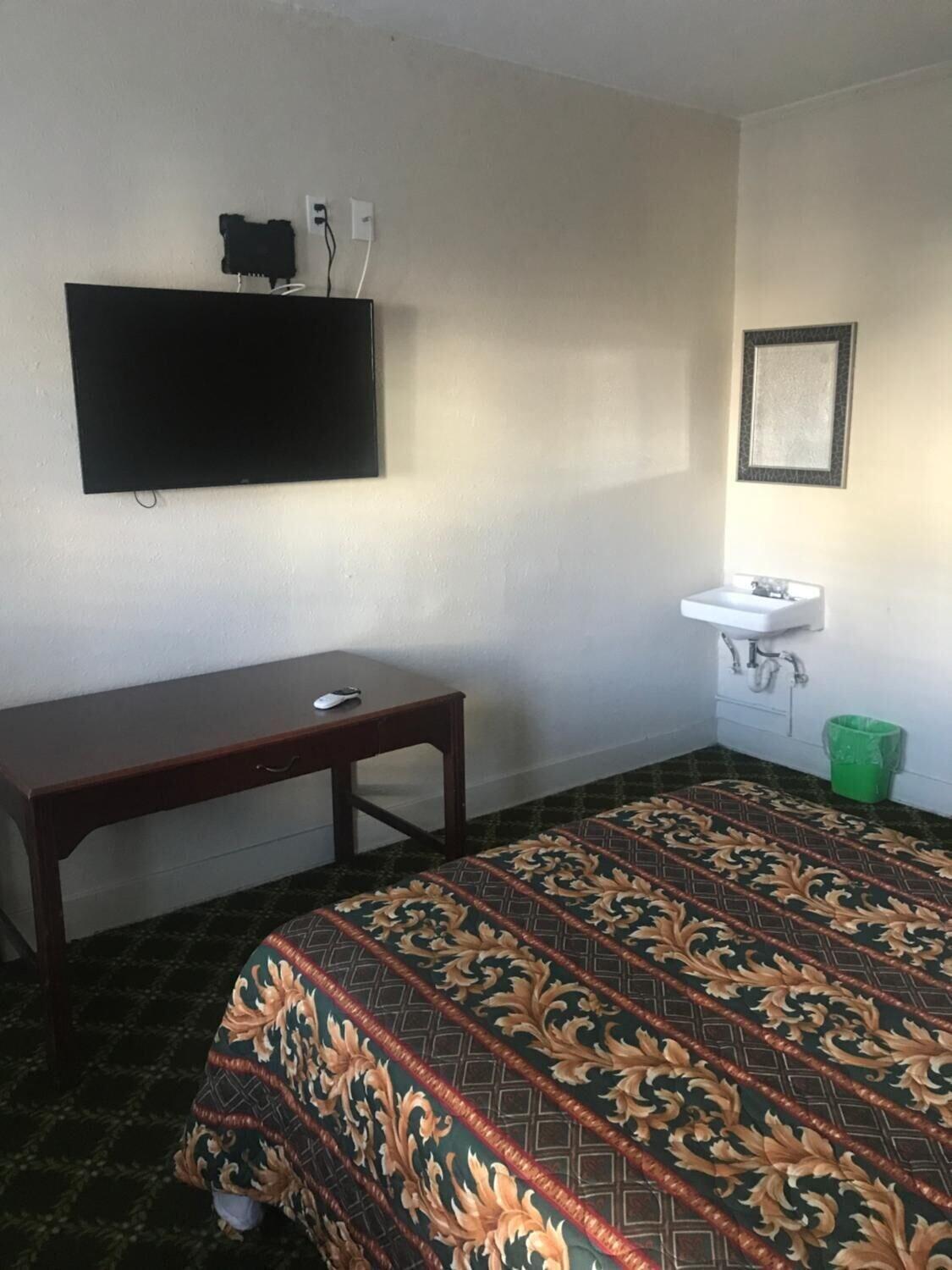 Hotel West Inn Hollywood - La 10/21