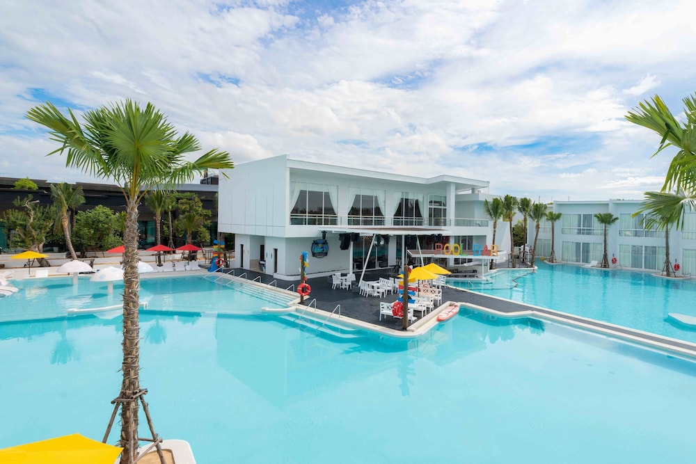 The Gems Mining Pool Villas Pattaya 5/50