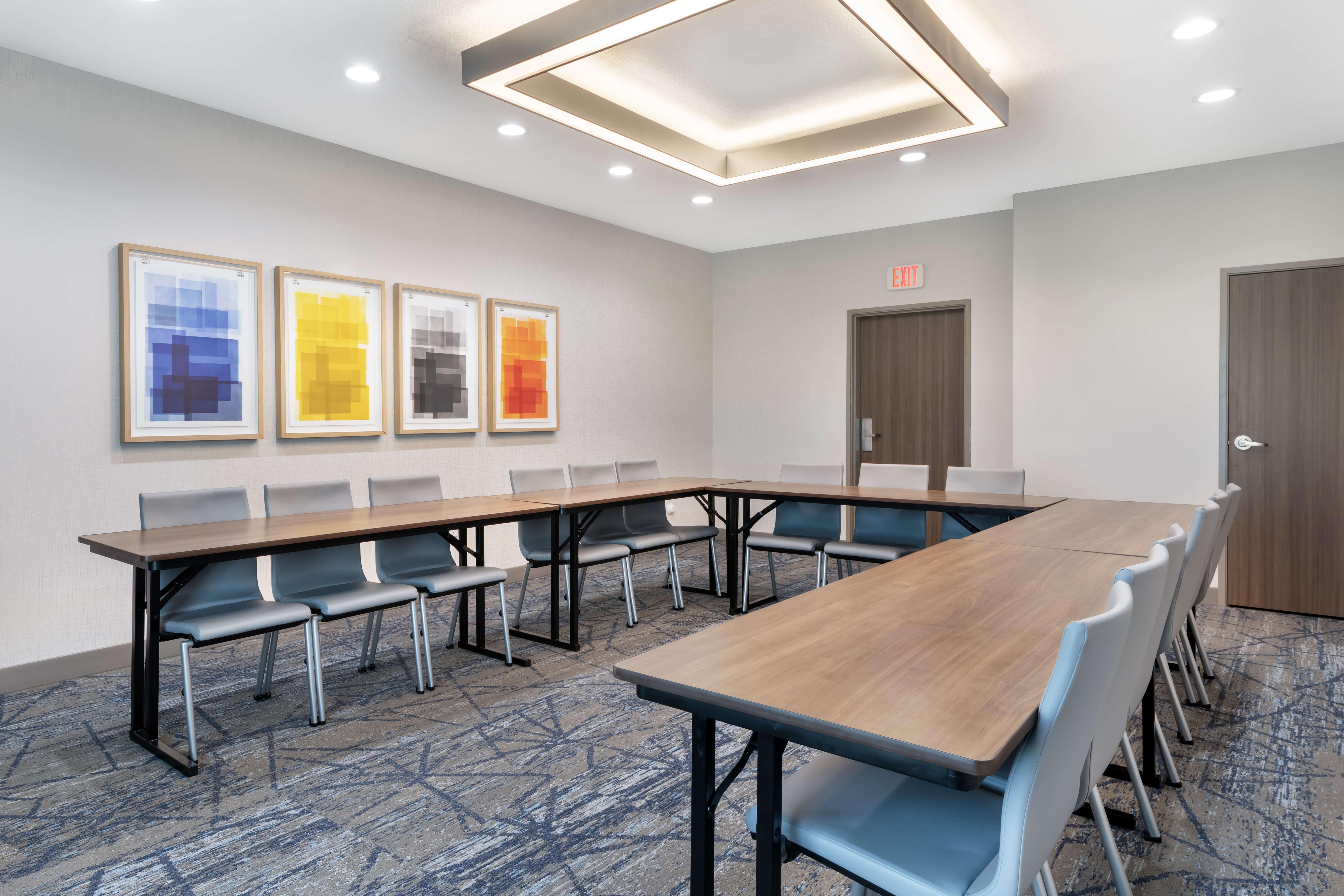 Holiday Inn Express Hotel & Suites Northwood 63/71