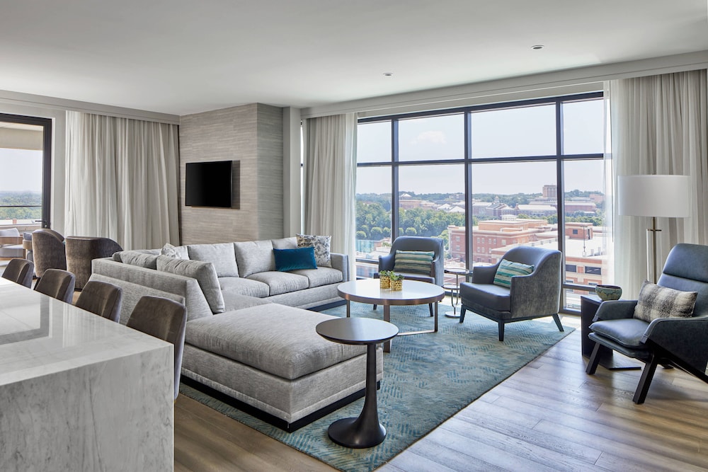 UNC Charlotte Marriott Hotel & Conference Center 26/47