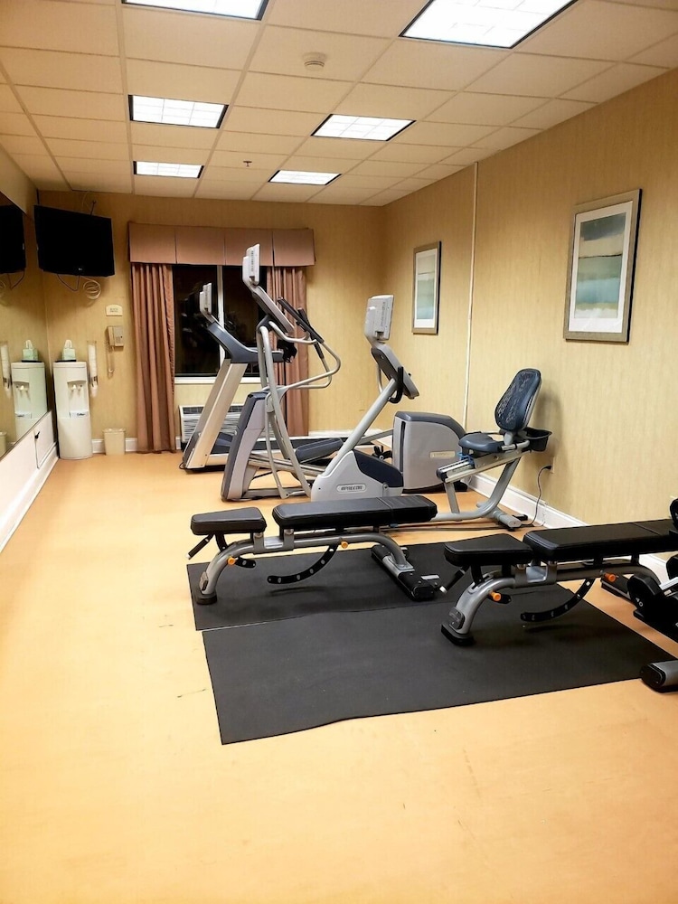 Holiday Inn Express Bluffton At Hilton Head Area 49/80