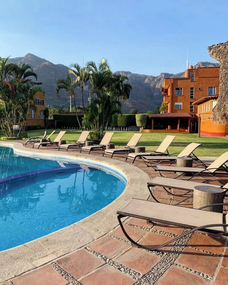 Hotel Real del Valle 47/50