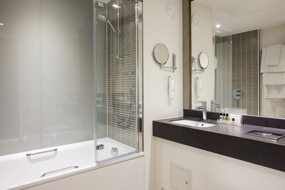 Holiday Inn Ipswich Orwell 28/79