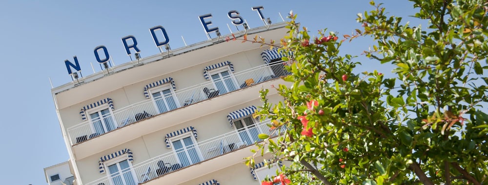 Hotel Nord Est 6/66