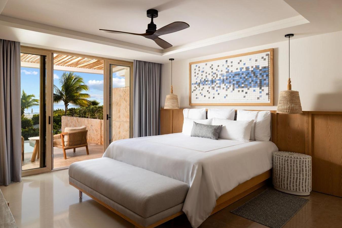 Preferred Club, Master, Suite, Ocean Front, Private Pool