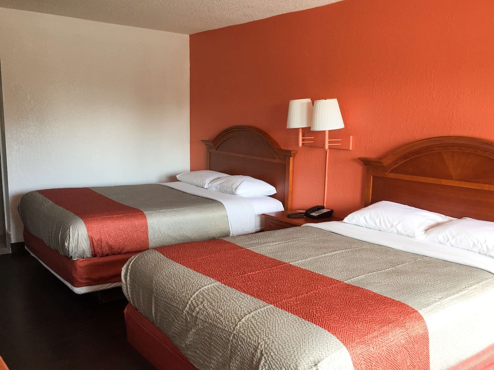 Motel6 Montgomery, AL - Coliseum 13/25