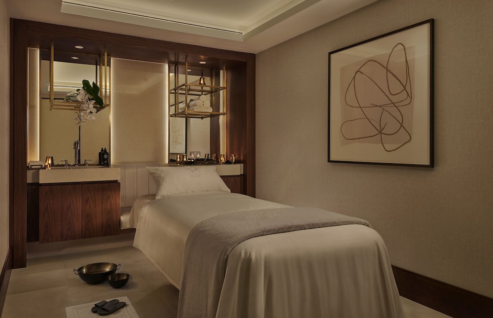 The Lowndes London – A Jumeirah Partner Hotel 25/46