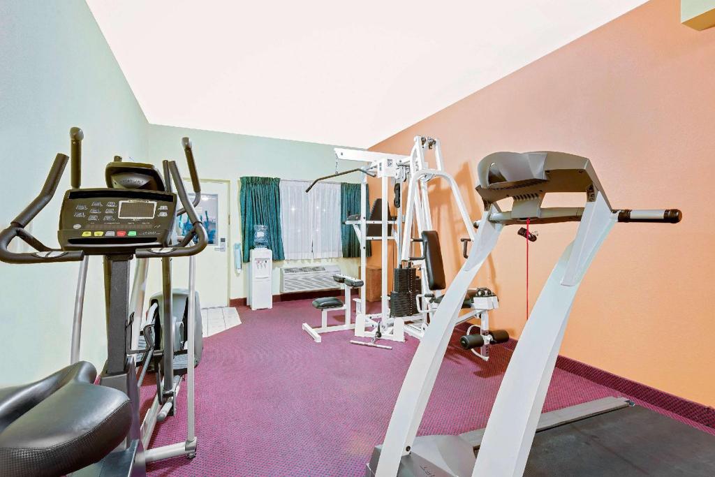 Days Inn By Wyndham Waynesboro Pa 14/18