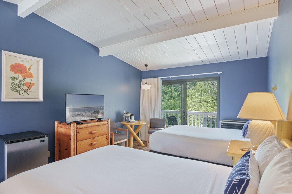 Carmel River Inn 20/62