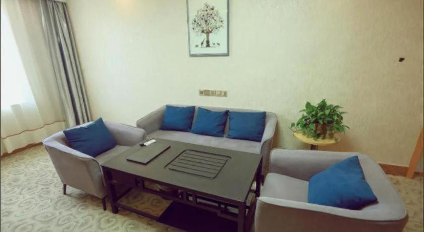 Greentree Inn Binzhou Wudi Ginza Square Express Hotel 34/47