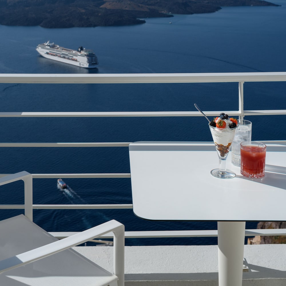 Nefeles Luxury Suites 39/49