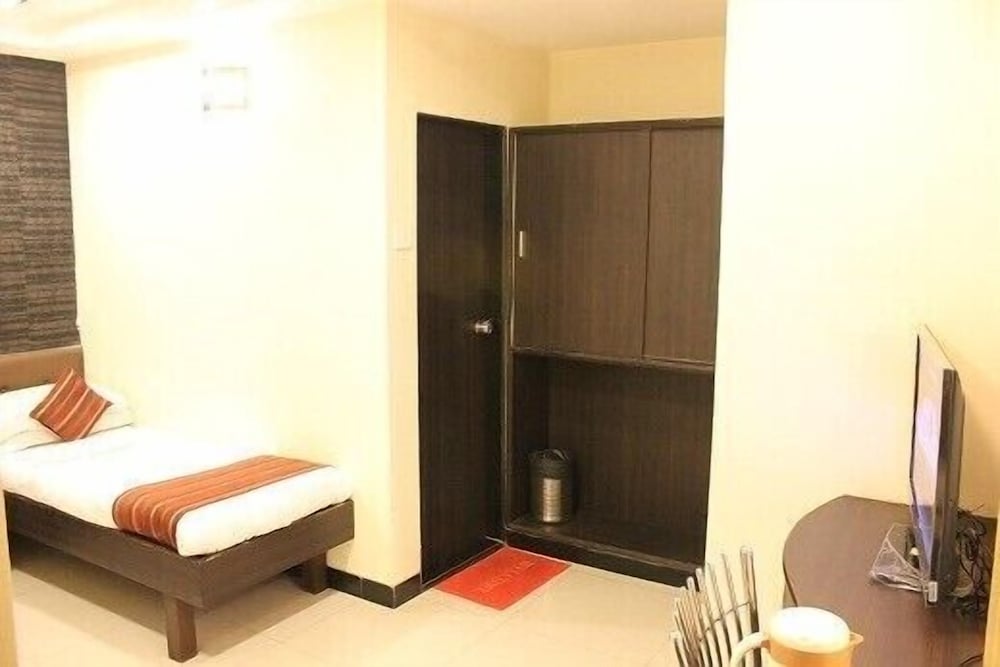 Fortune Hotel 16/39