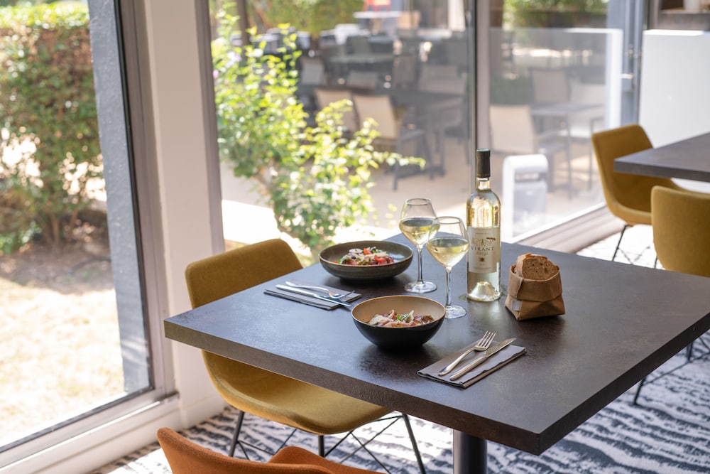 Mercure Cavaillon Portes Du Luberon 46/64