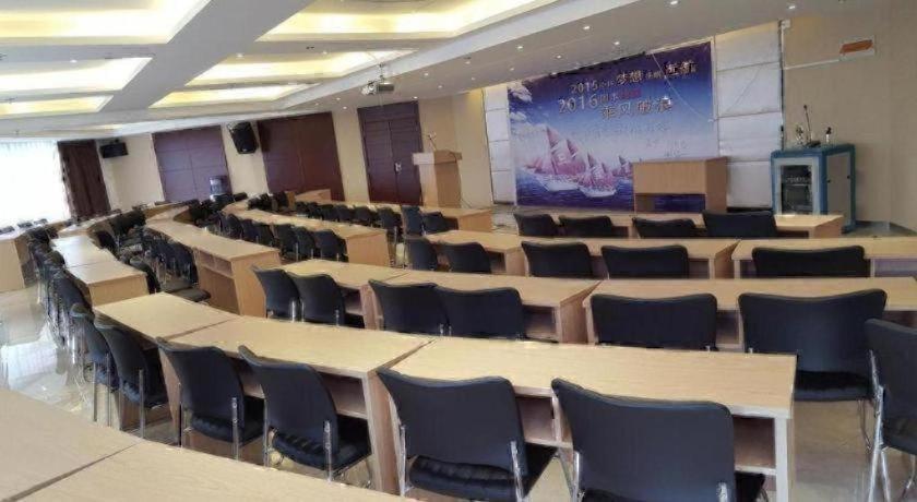 City Comfort Inn Wuhan Fengshu Er Road Baijin Mansion 42/49