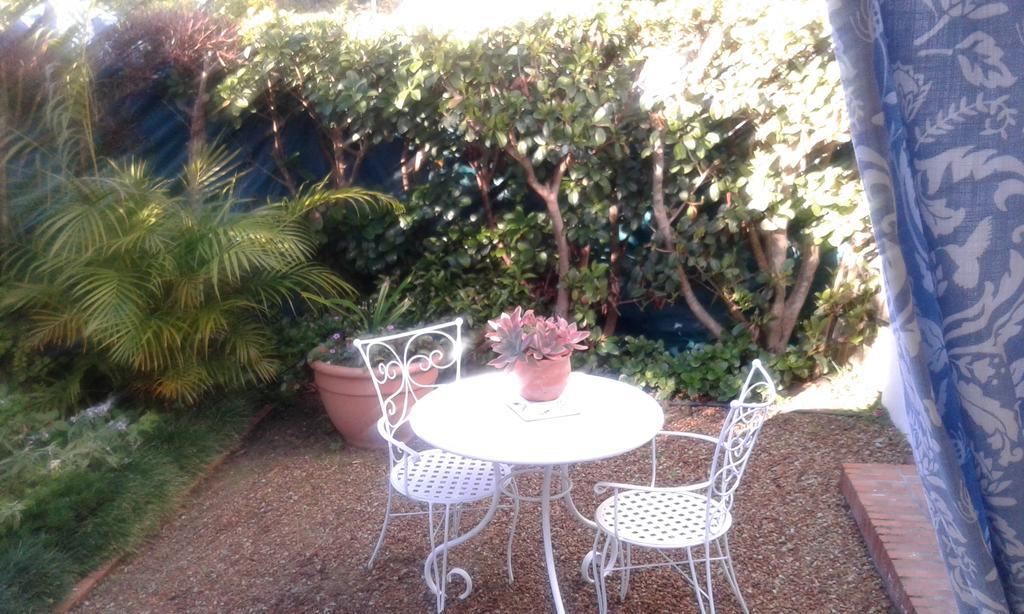 Morningside Cottage 24/28