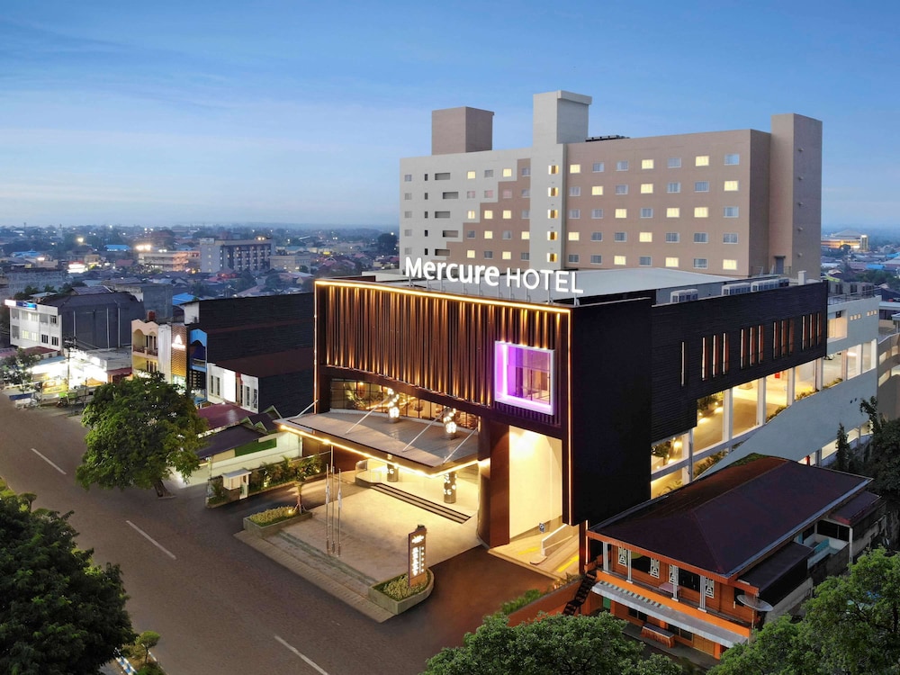Mercure Bengkulu 3/66