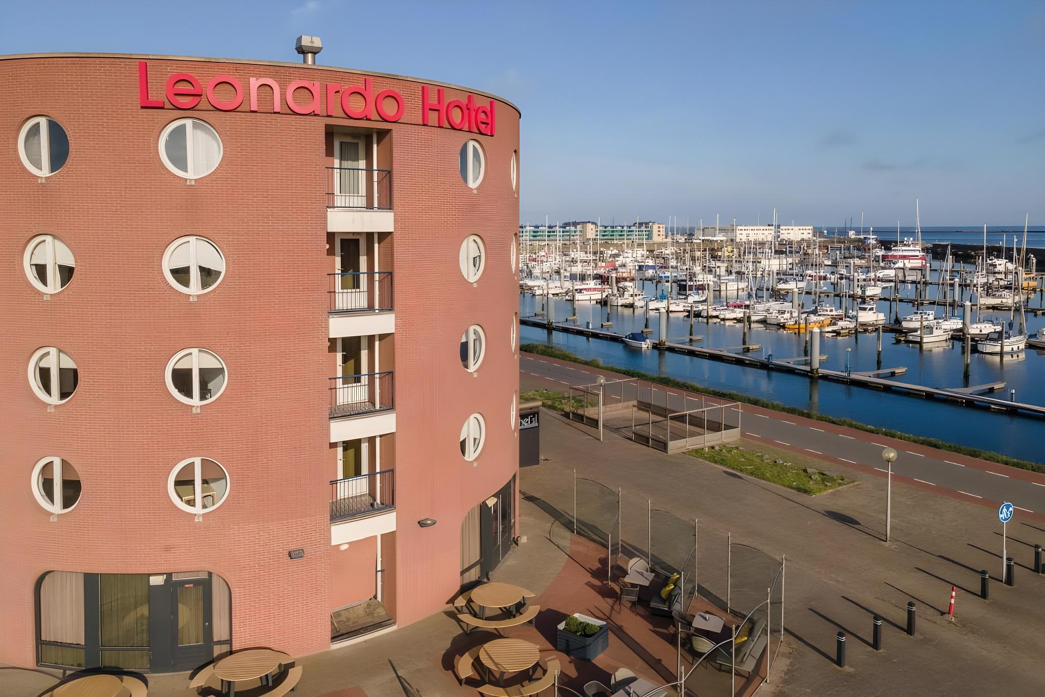 Leonardo Hotel Ijmuiden Seaport Beach in IJMUIDEN