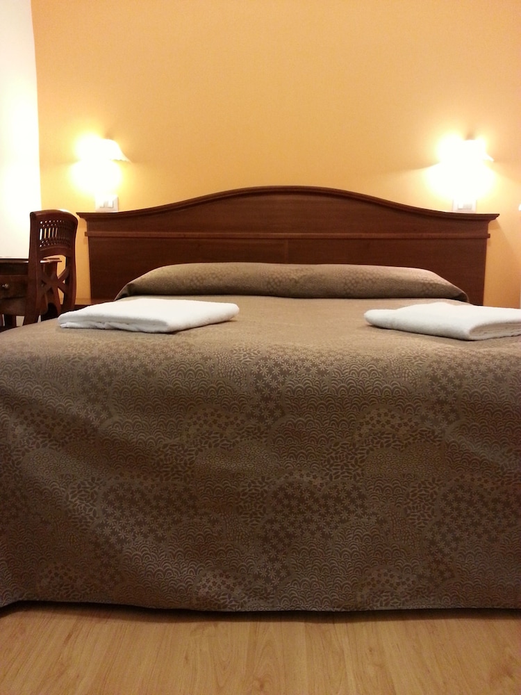 Rome City Inn 8/20