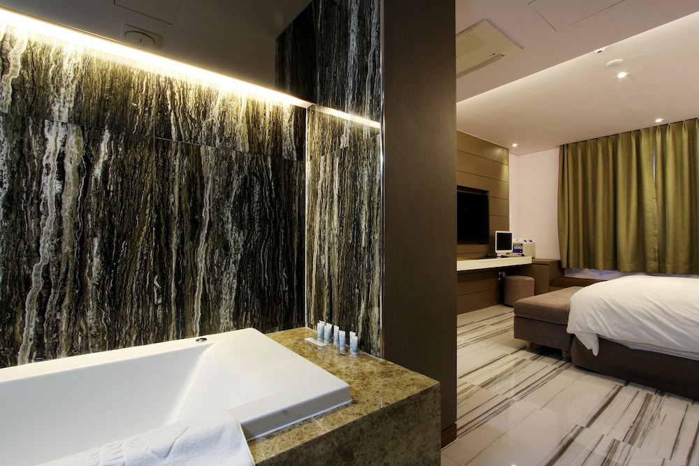 Royal Prime Hotel 16/50