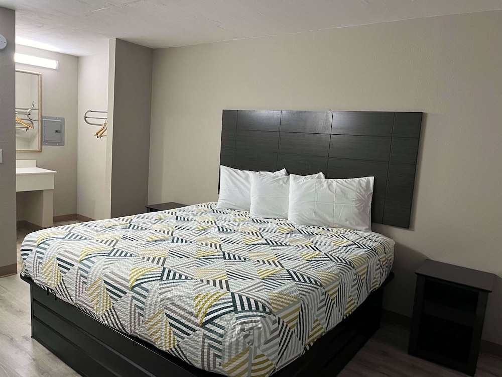 Studio6 Suites West Memphis, AR - Memphis 27/39