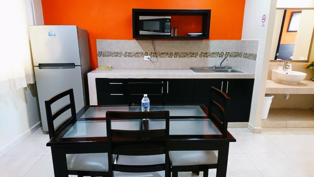 Hotel & Suites Domani 36/46