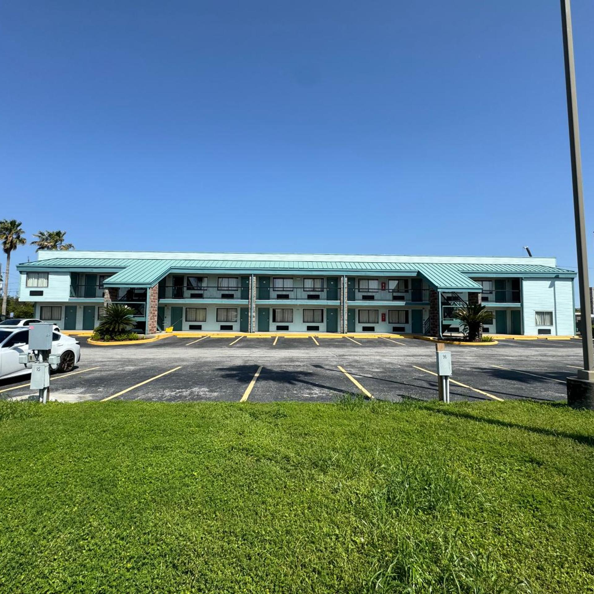 Nola Inn & Suites 1/11