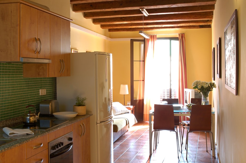 AinB Las Ramblas Guardia Apartments 37/60