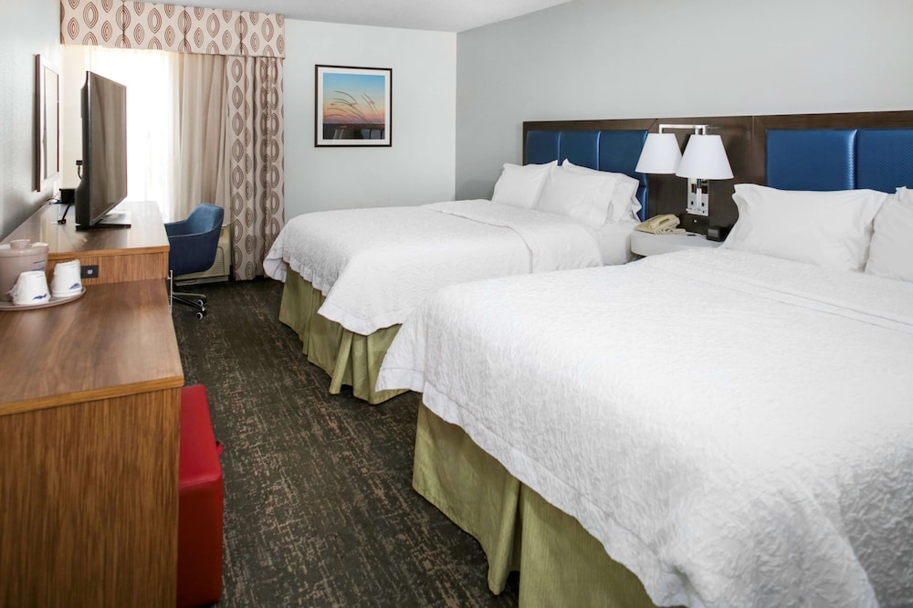 Hampton Inn Portage 16/42