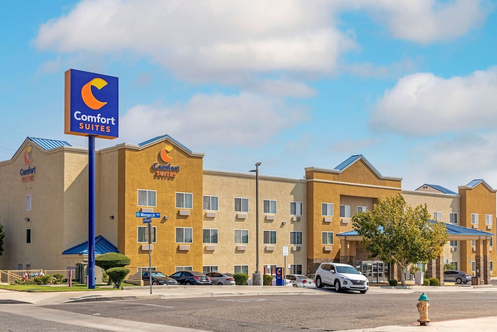 Comfort Suites Victorville-Hesperia 51/56