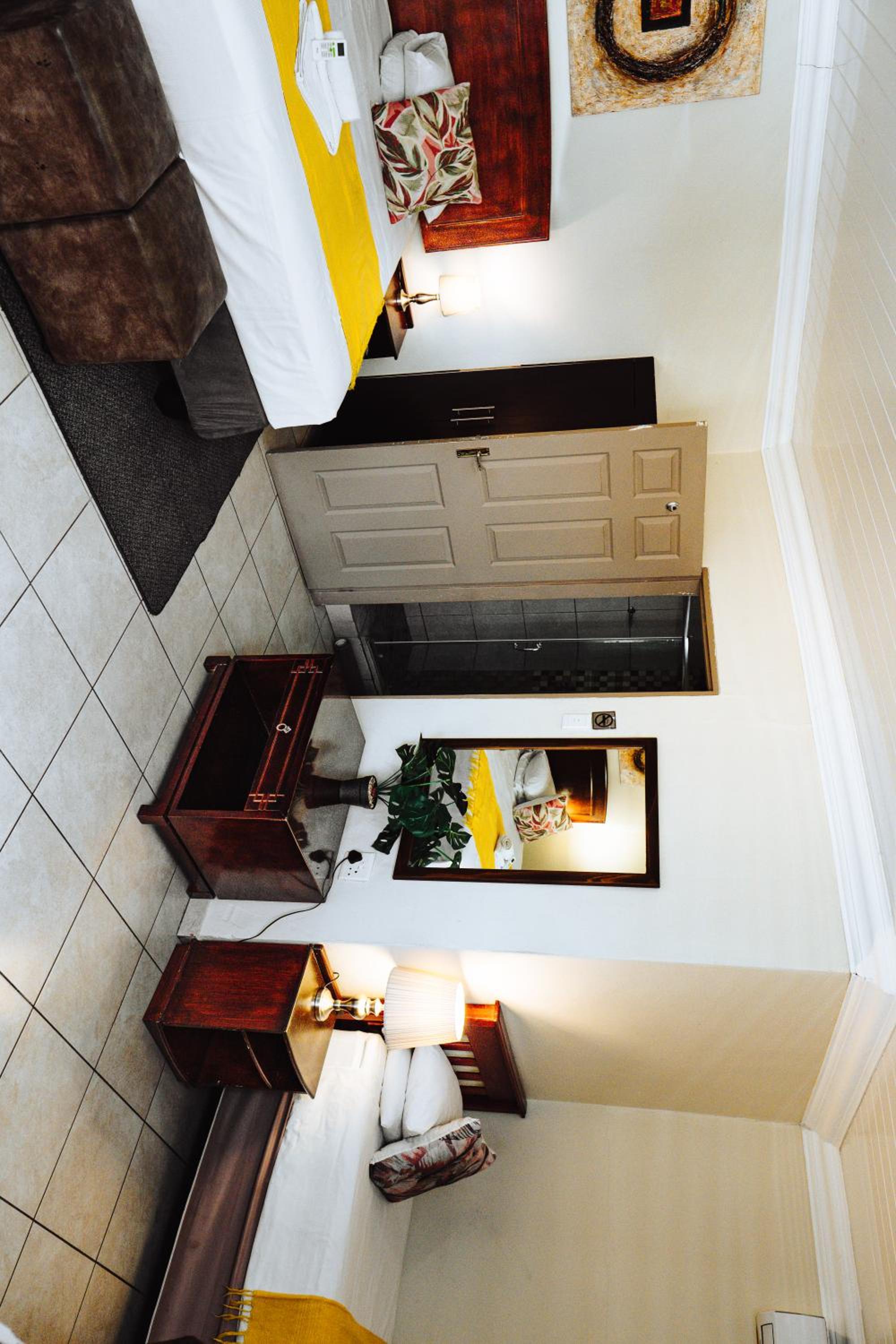 Ehrlichpark Lodge 5/15