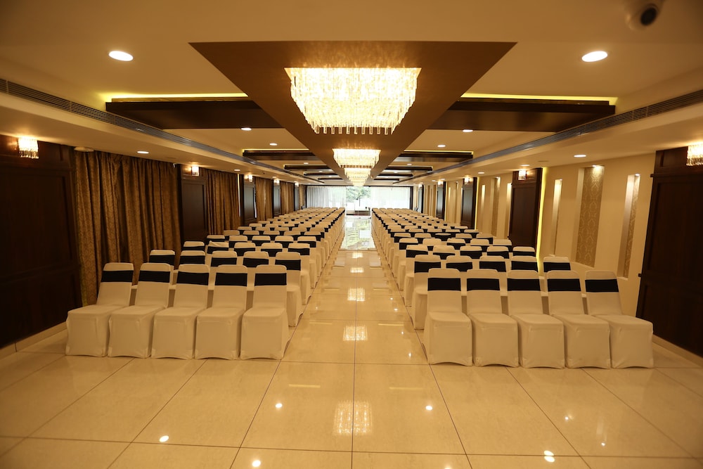 Oyo 6593 West Fort Hotel 44/50