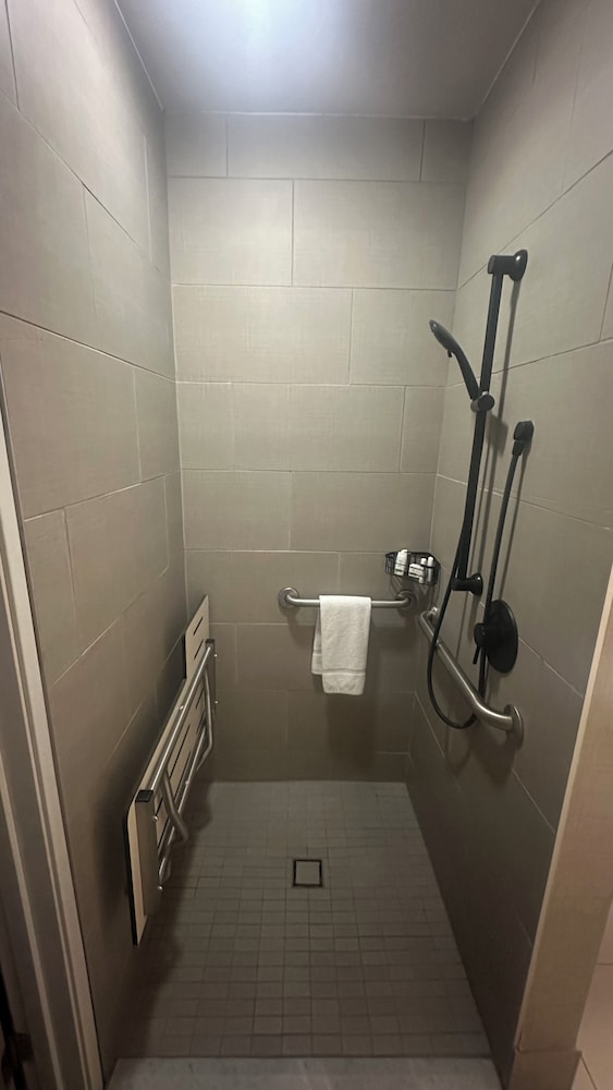 La Quinta Inn & Suites by Wyndham Tempe University / Phoenix 35/60