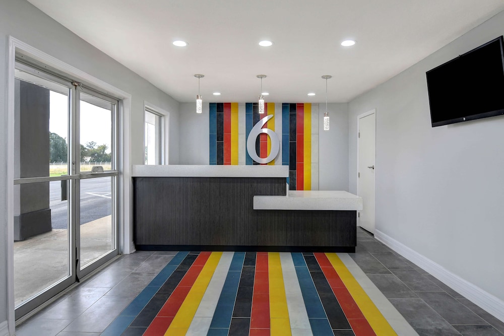Studio6 Meridian, MS – Bonita Lakes 9/47