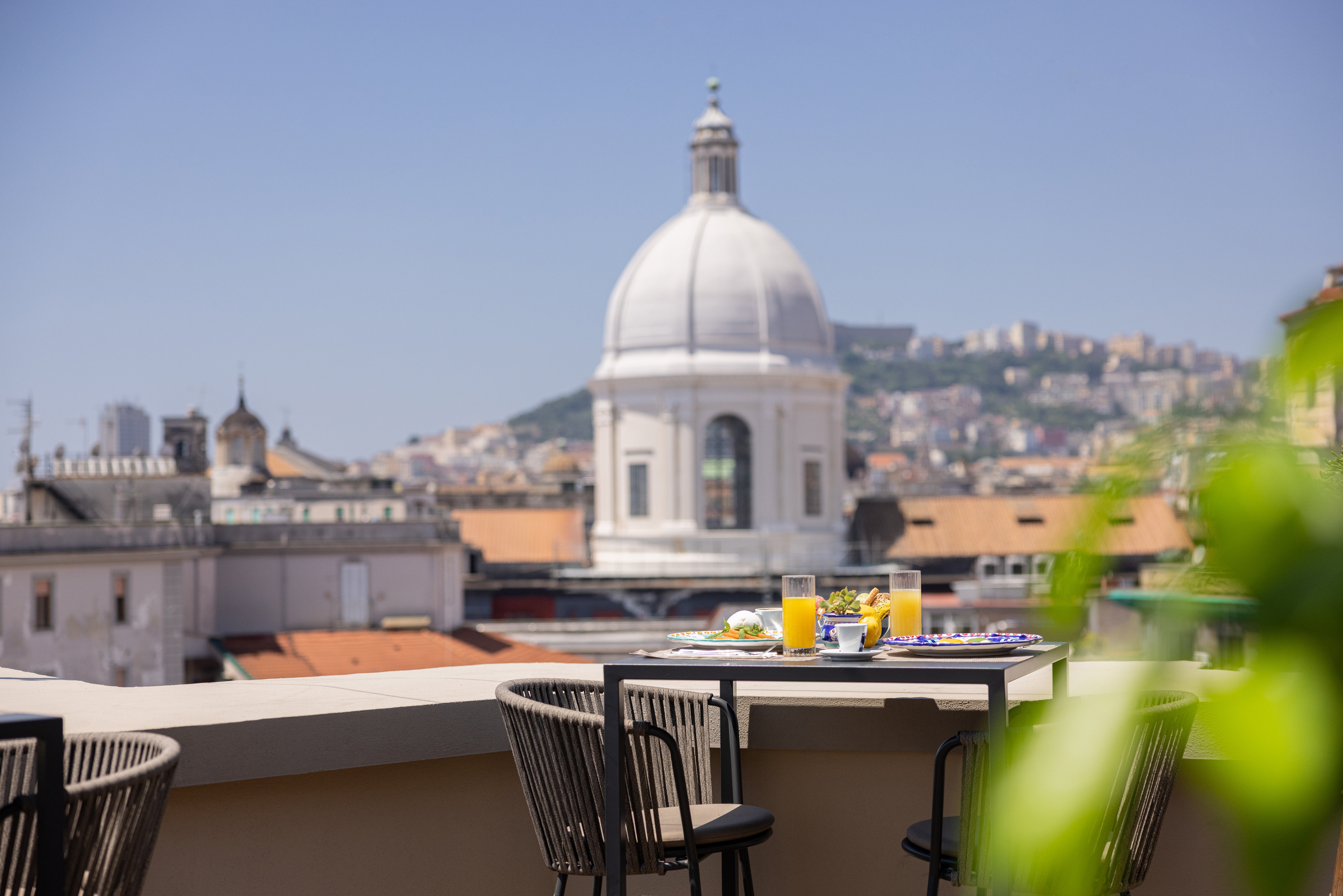 Unahotels Napoli 9/76