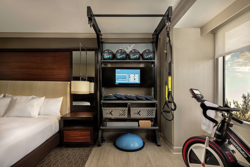 Hilton Shanghai Hongqiao Hotel 25/70