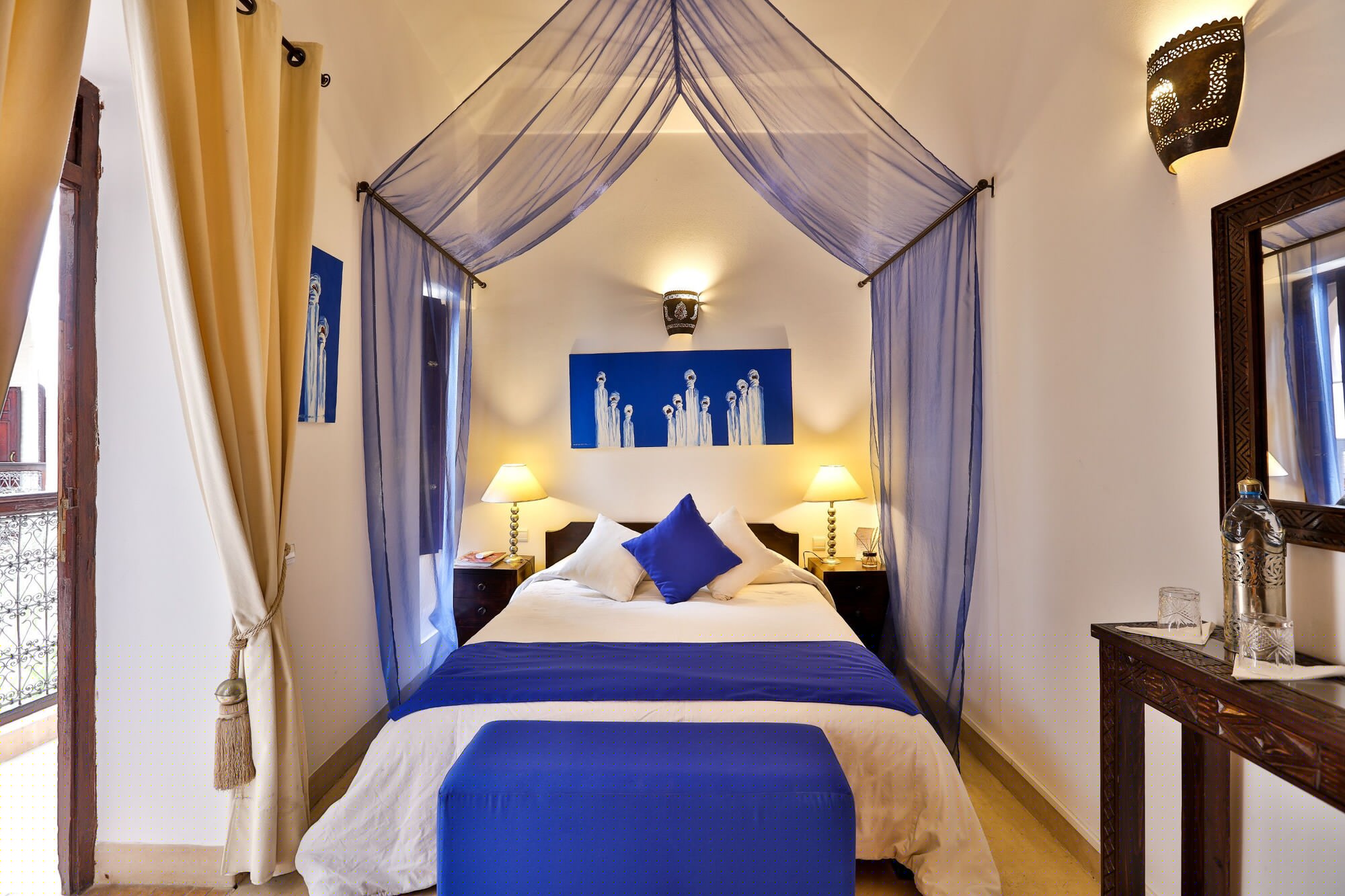 SUPERIOR, DOUBLE BED