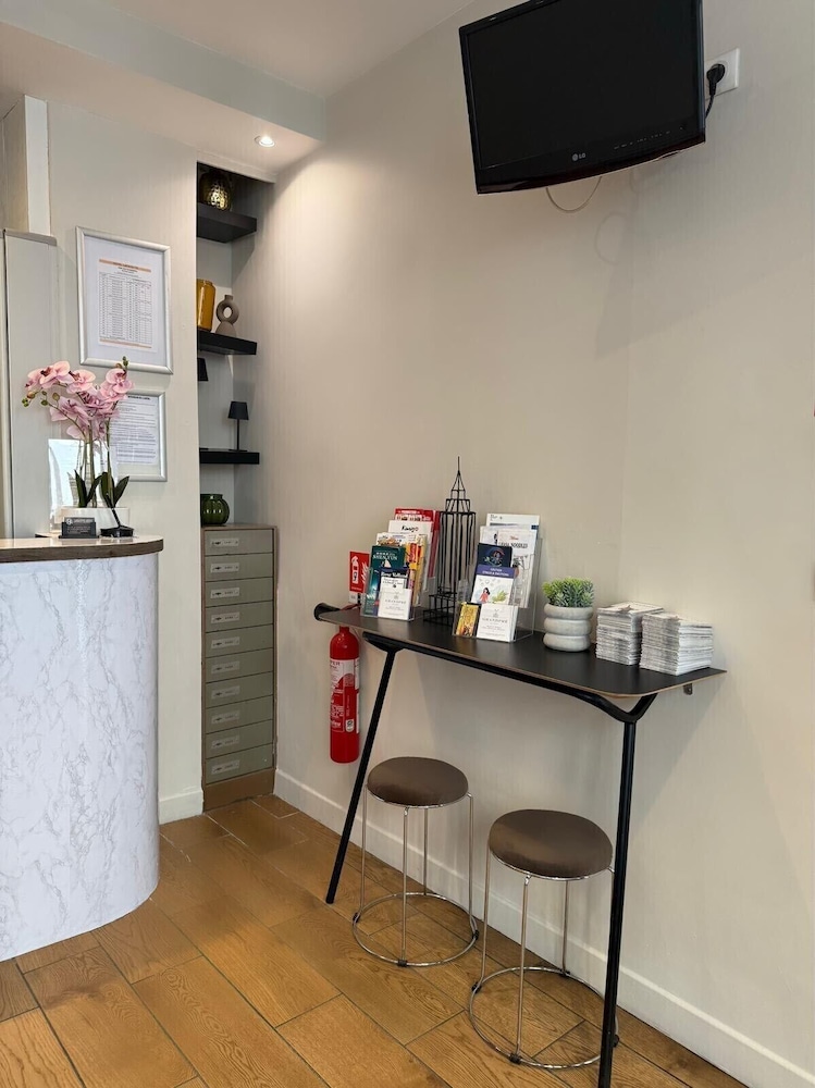 Hoteliere Lafayette 33/44