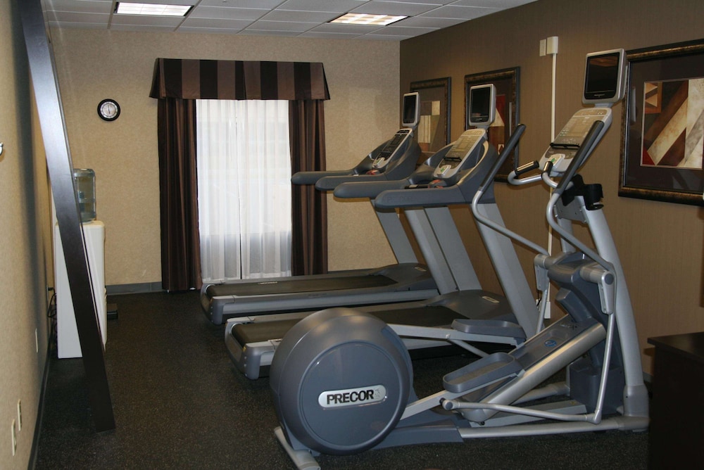 Hampton Inn Suites Orlando John Young Pkwy 17/42
