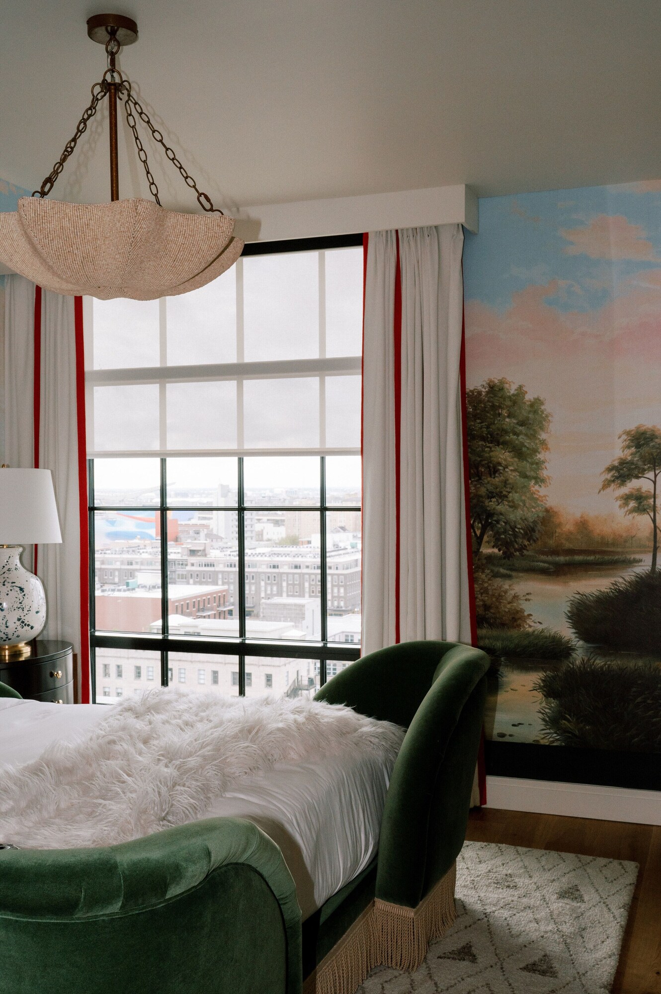 CRESCENT, CITY, PENTHOUSE, SUITE