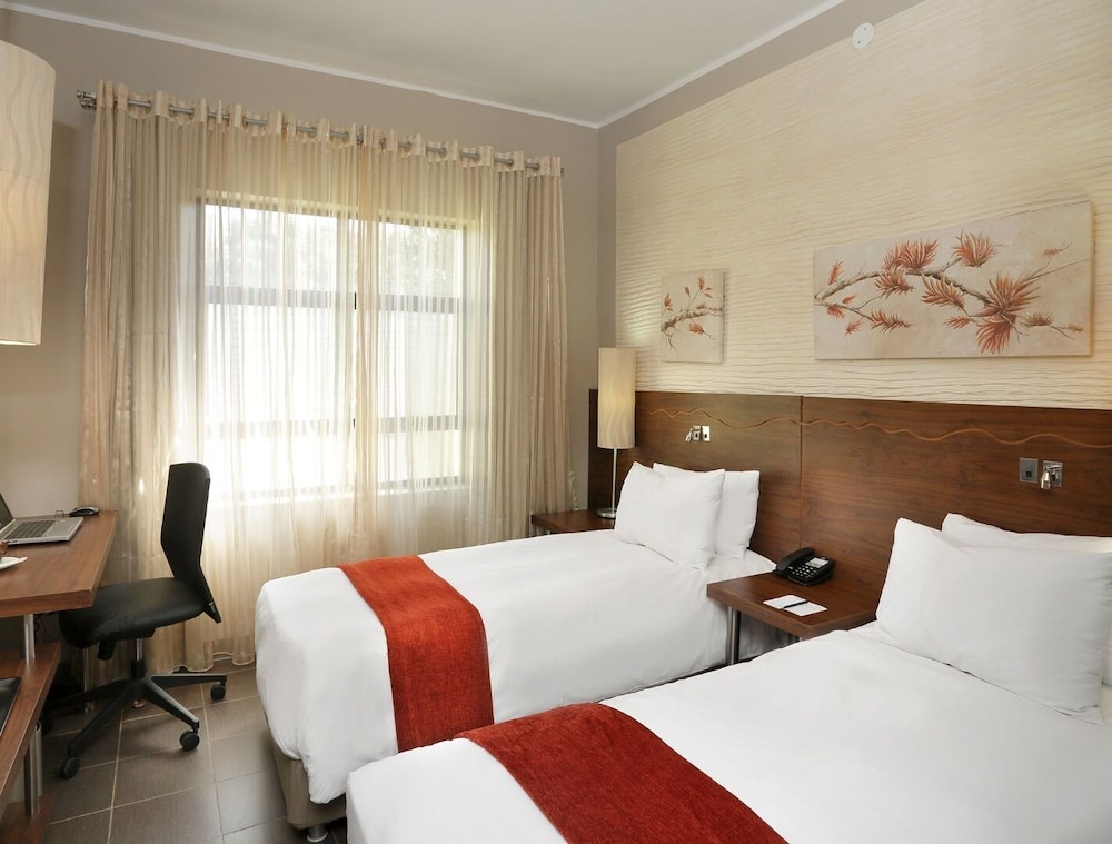 Umfolozi Hotel 5/22