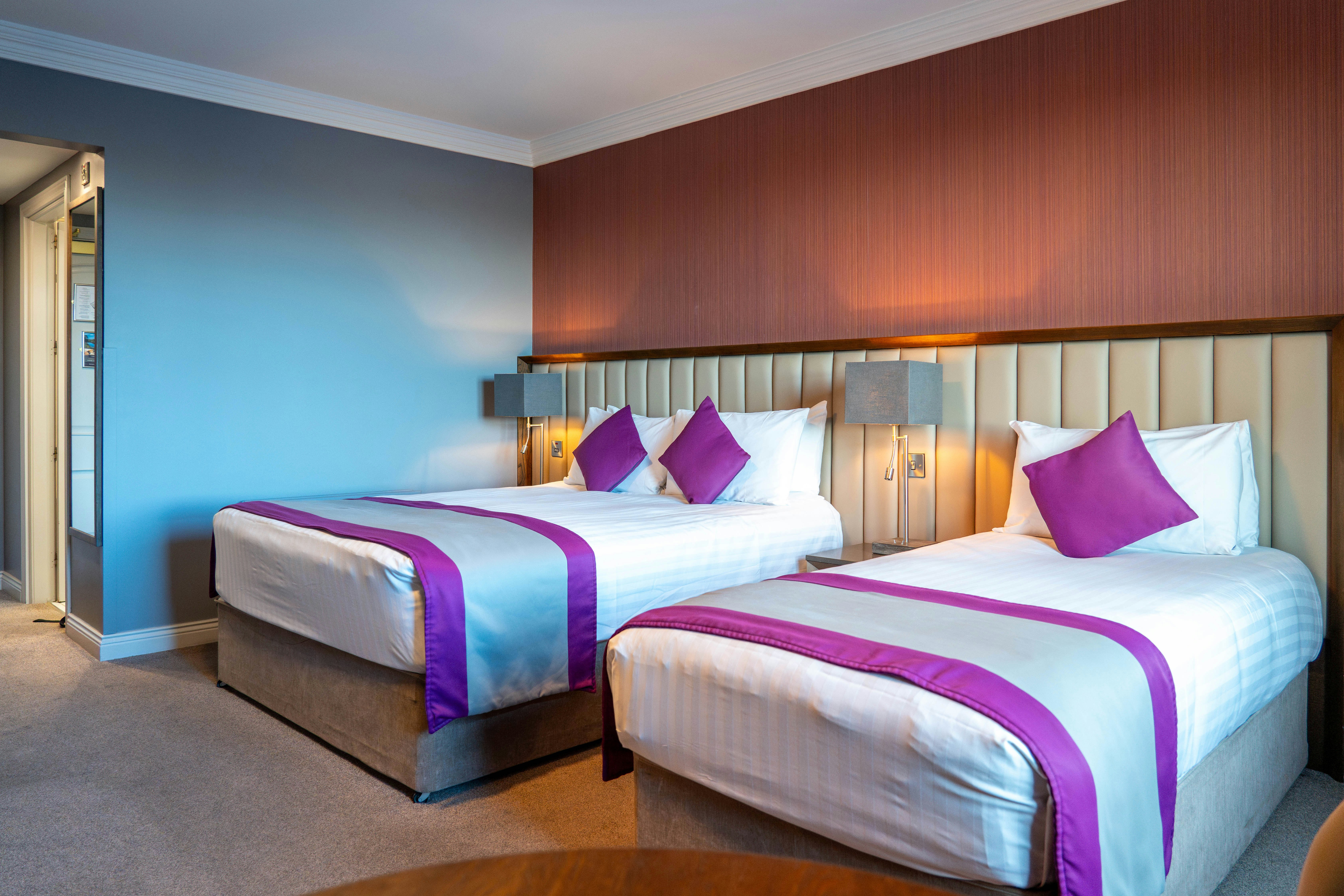 Midlands Park Hotel 30/82
