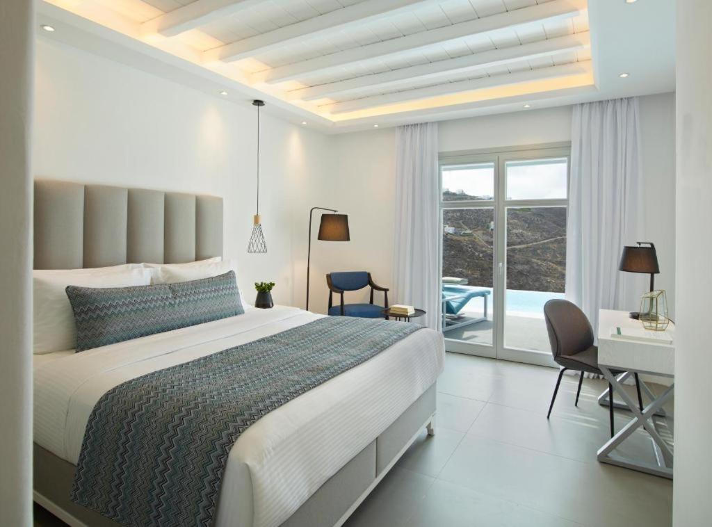 Deluxe, Suite, Twin Beds, Panoramic Sea View, Shared Pool
