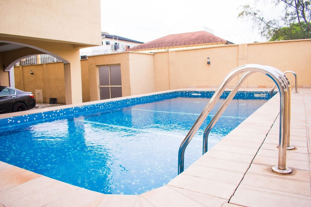 Sugarland Apartments Ikoyi 75/95