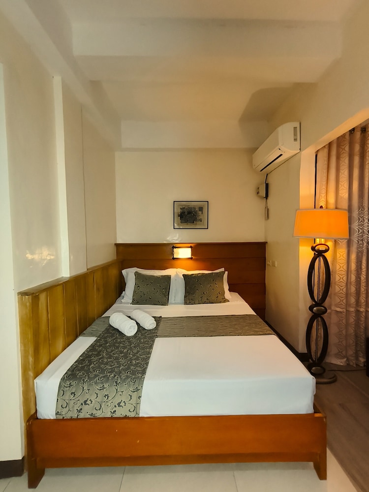 SUPERIOR, DOUBLE BED