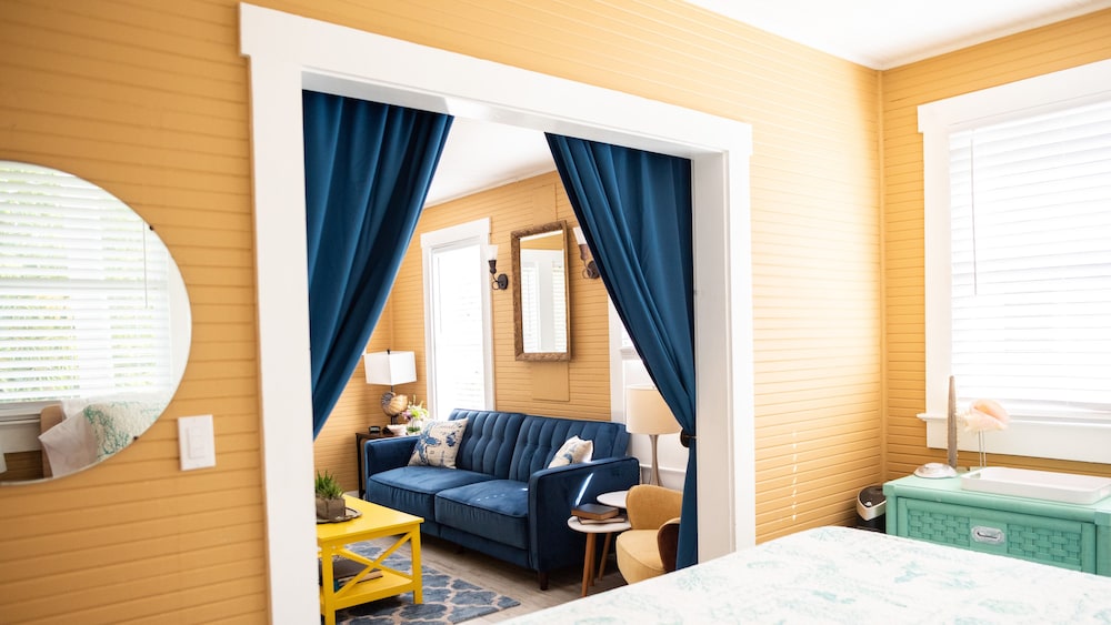 Meranova Guest Inn 21/50
