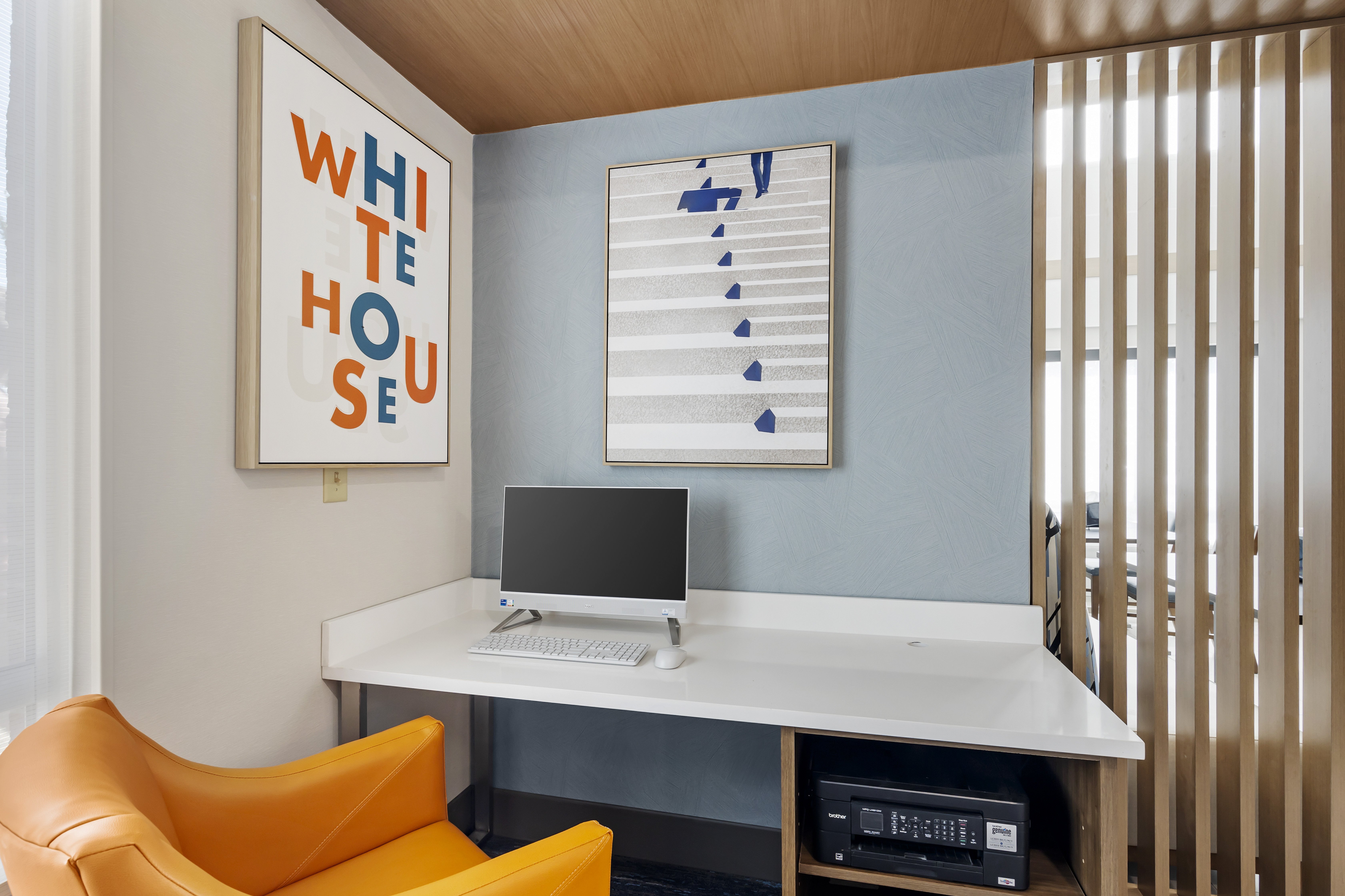 Holiday Inn Express White House 38/43
