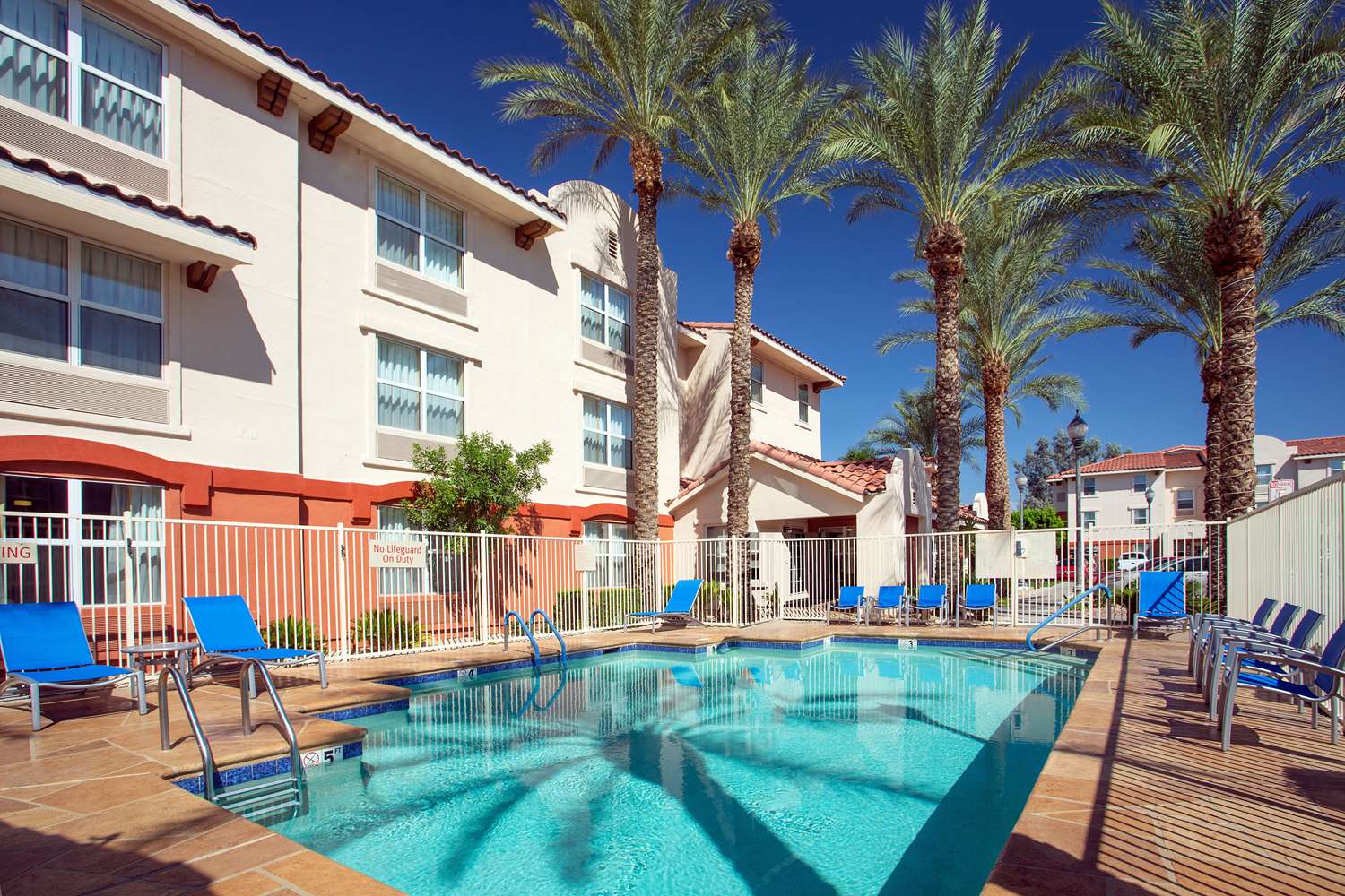 Sonesta Simply Suites Phoenix Scottsdale 8/8